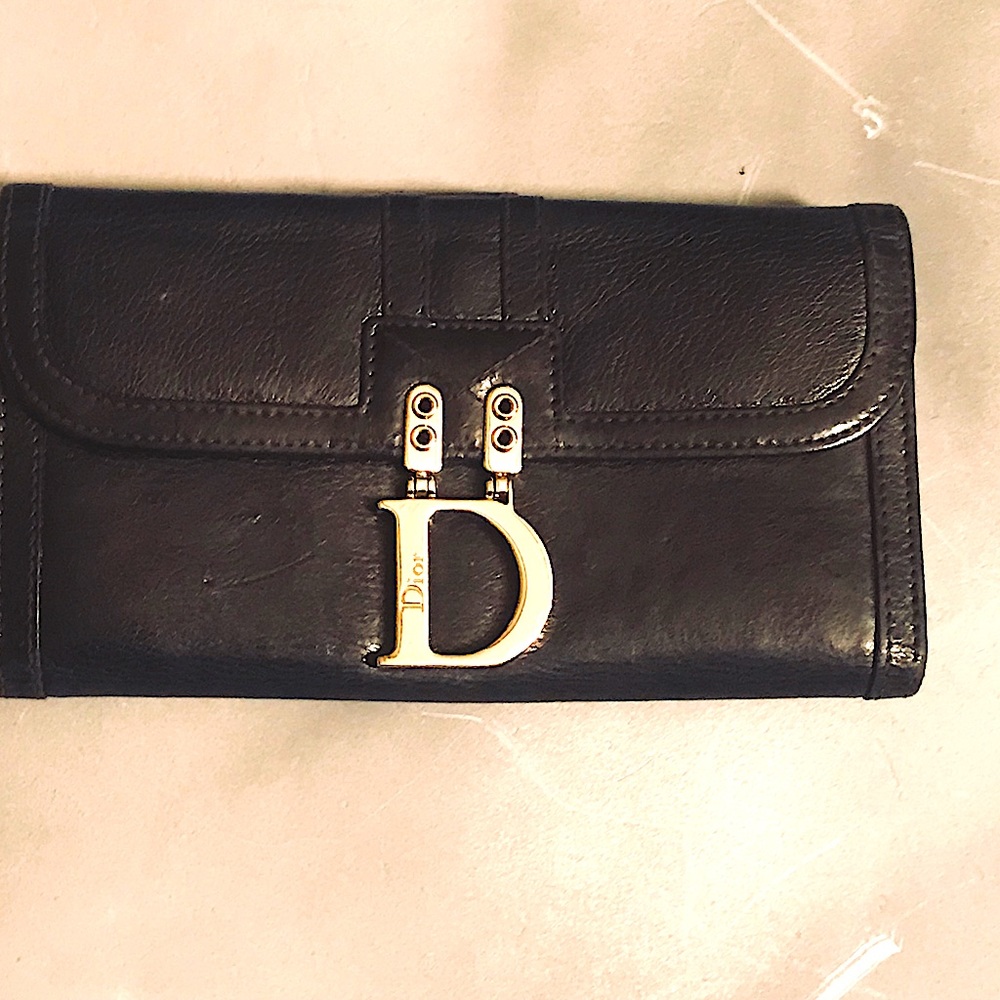 Christian Dior black leather wallet in great condition.